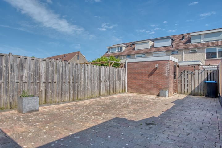 Tussenwoning te koop: Willem van Leenpad 7, Hendrik-Ido-Ambacht