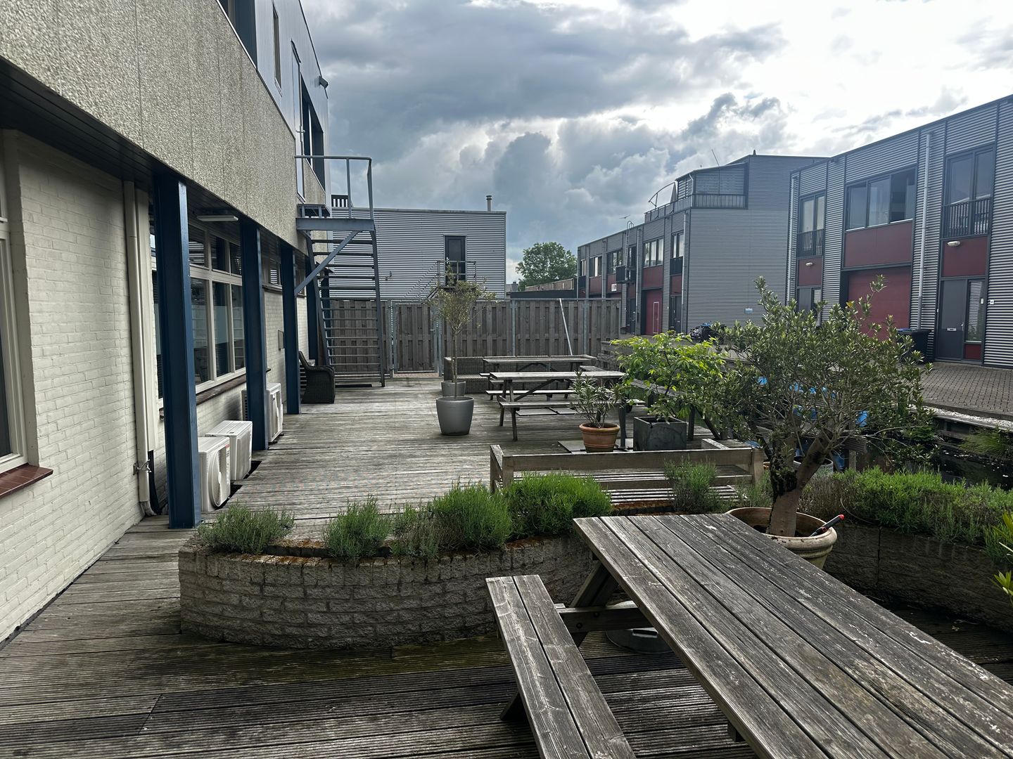 View photo 2 of Fokkerstraat 18