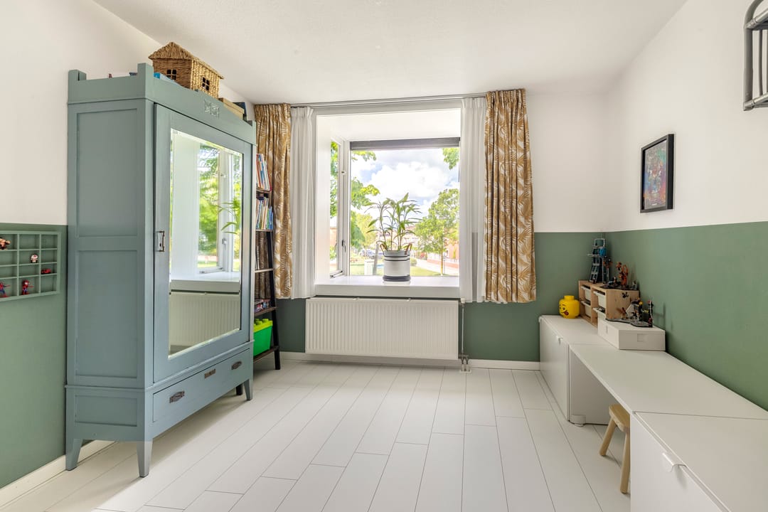 Spacious Townhouse with Rooftop Terrace in Green Getsewoud — 37