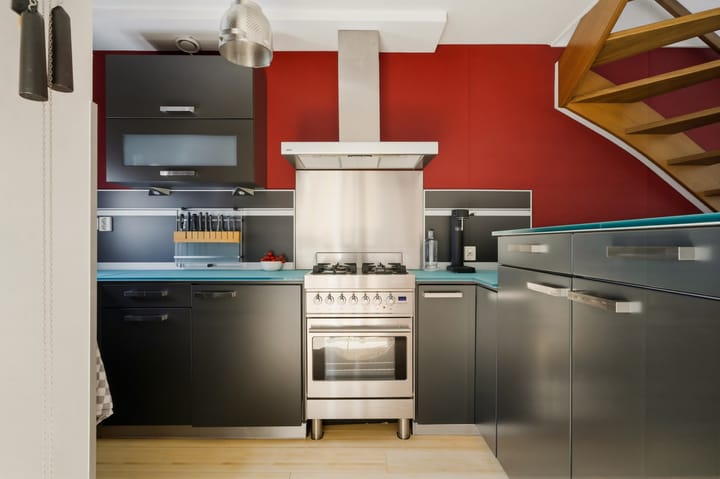 Photo 4 of Czaar Peterstraat 184-E