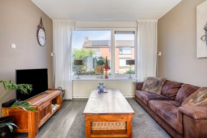 Photo 2 of Graaf Adolfstraat 17