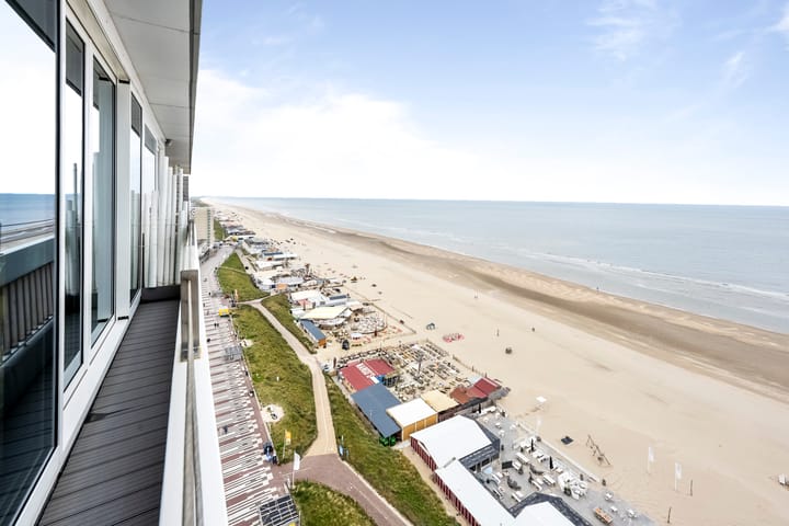 Appartement te koop: Burgemeester van Fenemaplein 2A1704, Zandvoort