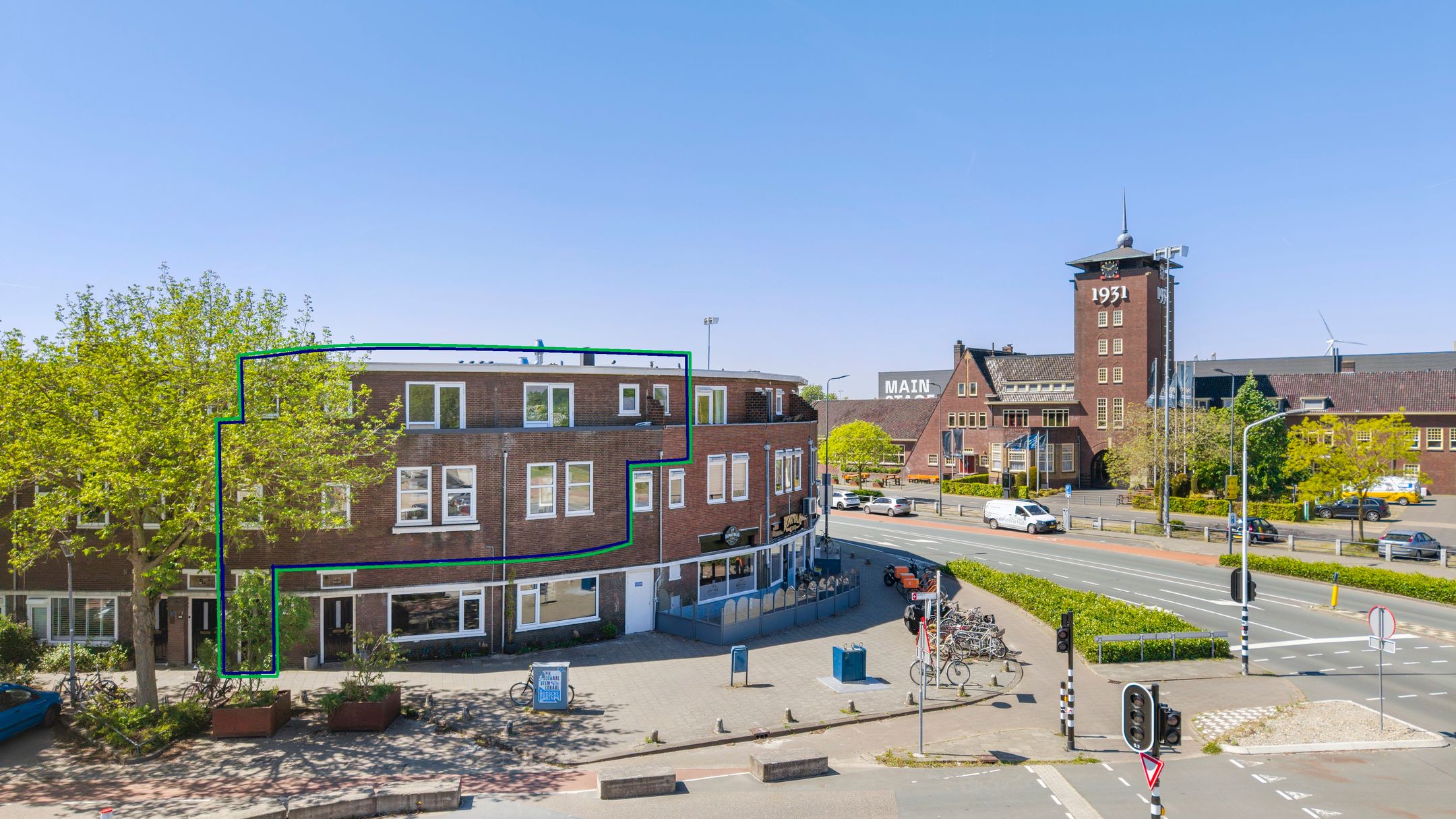 Parallelweg 2 