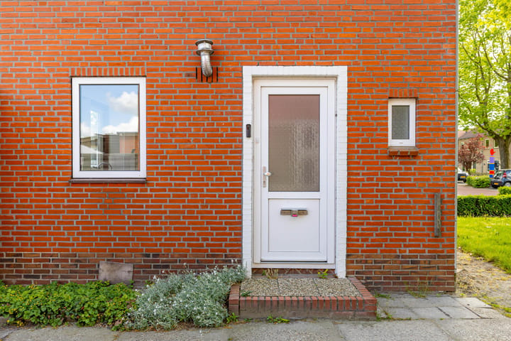 Photo 3 of Eikenlaan 19