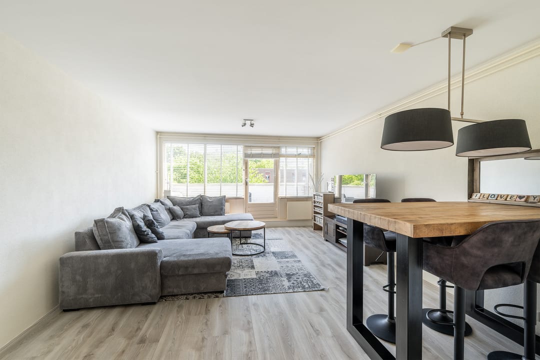 Spacious 3-Room Maisonnette with Sunny Balcony and Private Storage in Holy Noord — 13