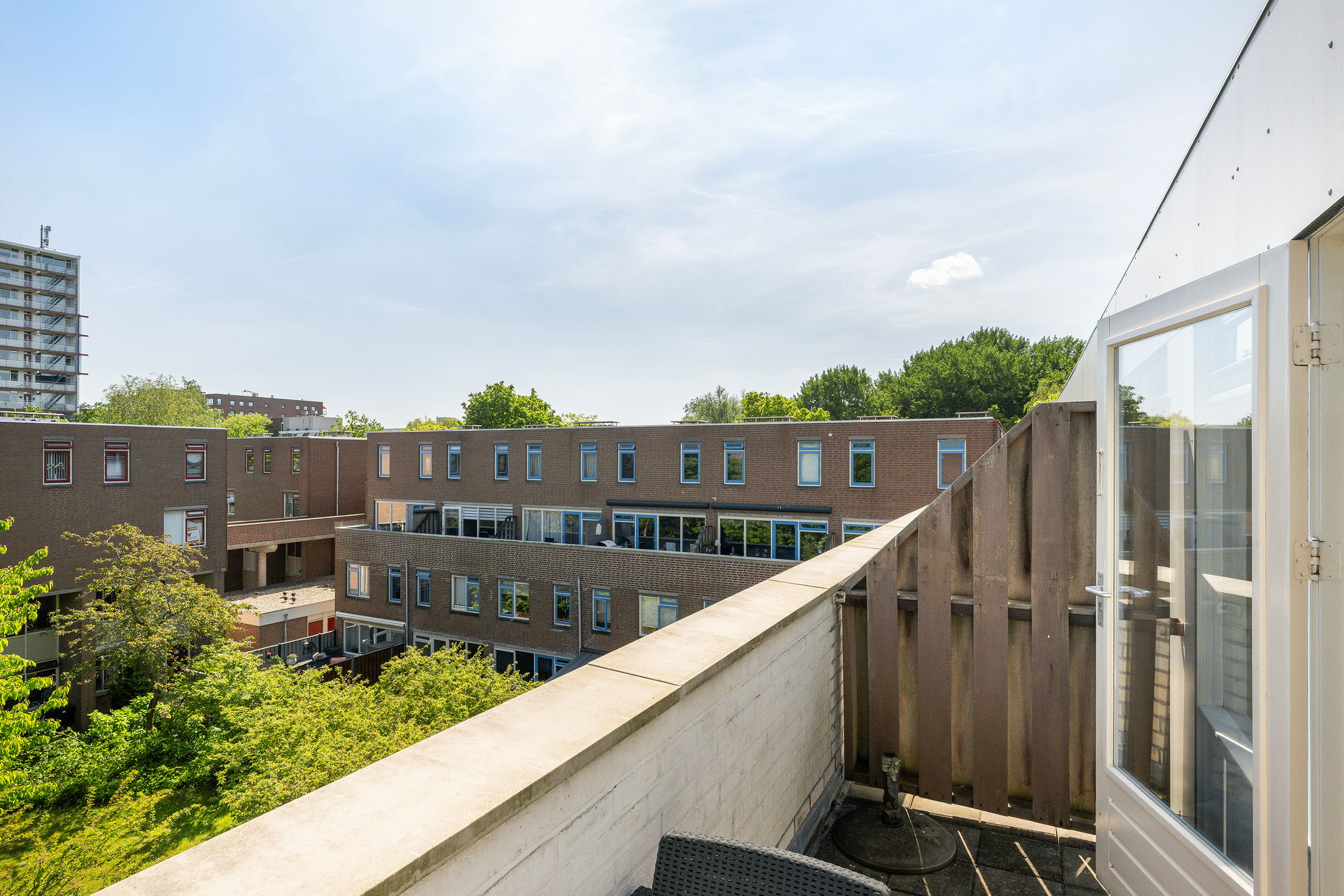 Spacious 3-Room Maisonnette with Sunny Balcony and Private Storage in Holy Noord — 18
