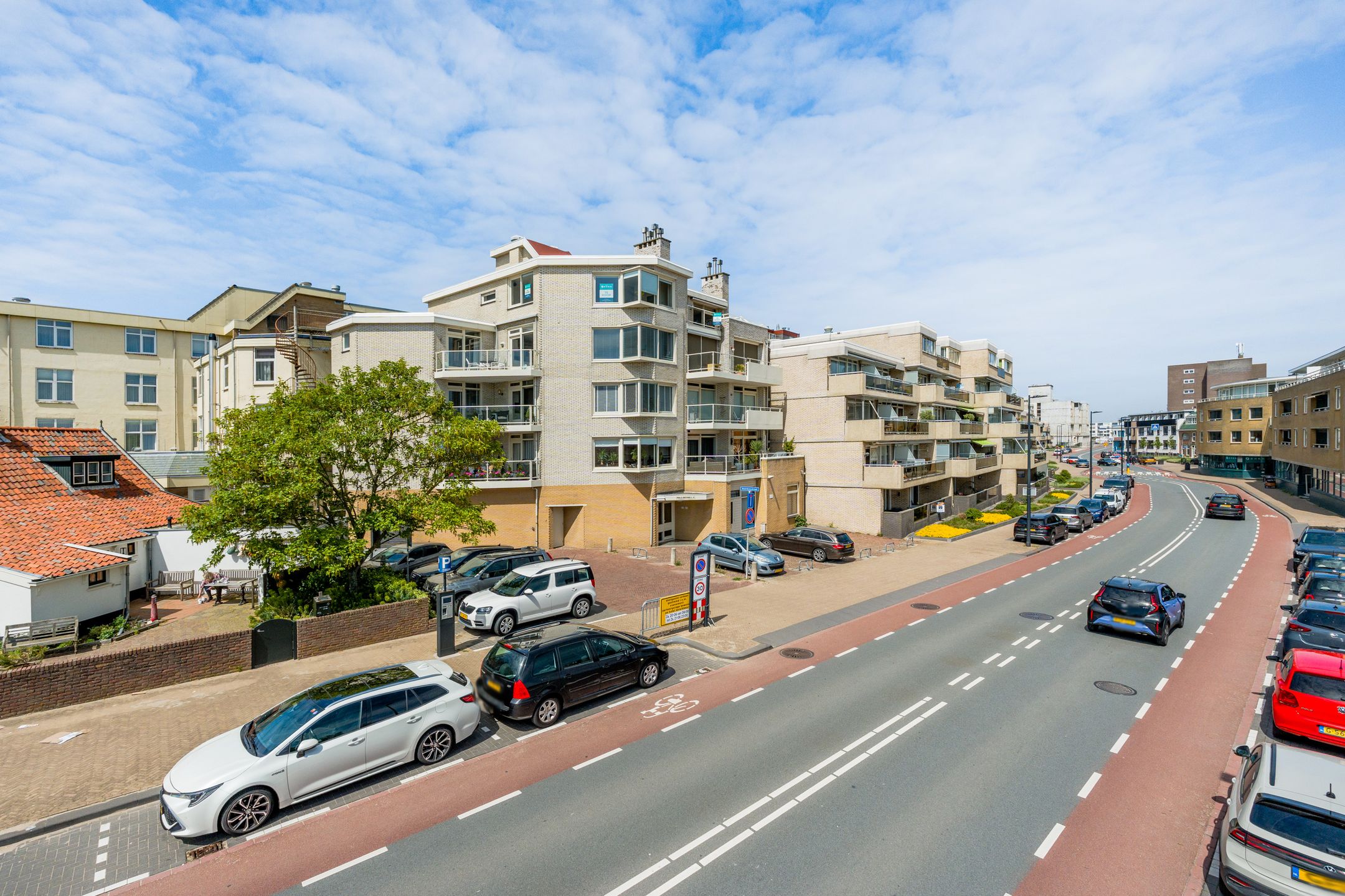 Foto 42 van Parallel Boulevard 41