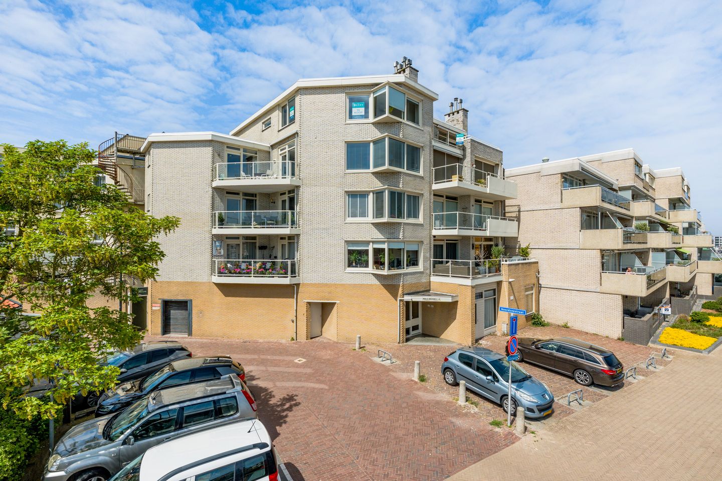 Foto 40 van Parallel Boulevard 41