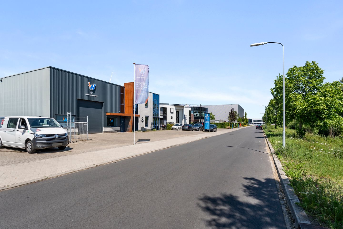 Bekijk foto 3 van Buys Ballotstraat 8