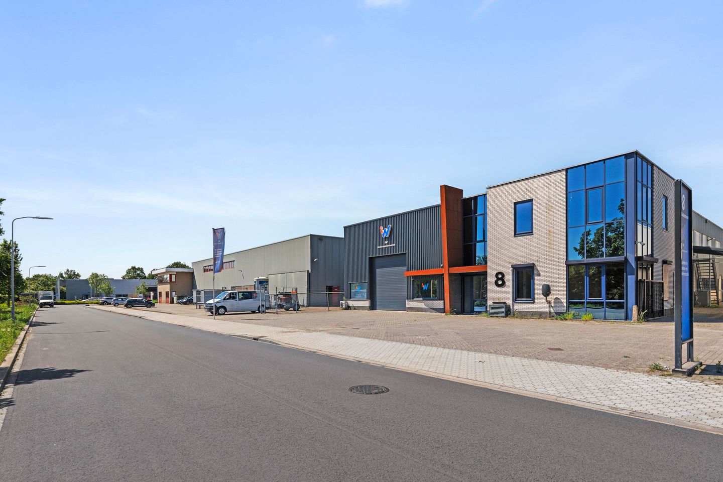 Bekijk foto 4 van Buys Ballotstraat 8