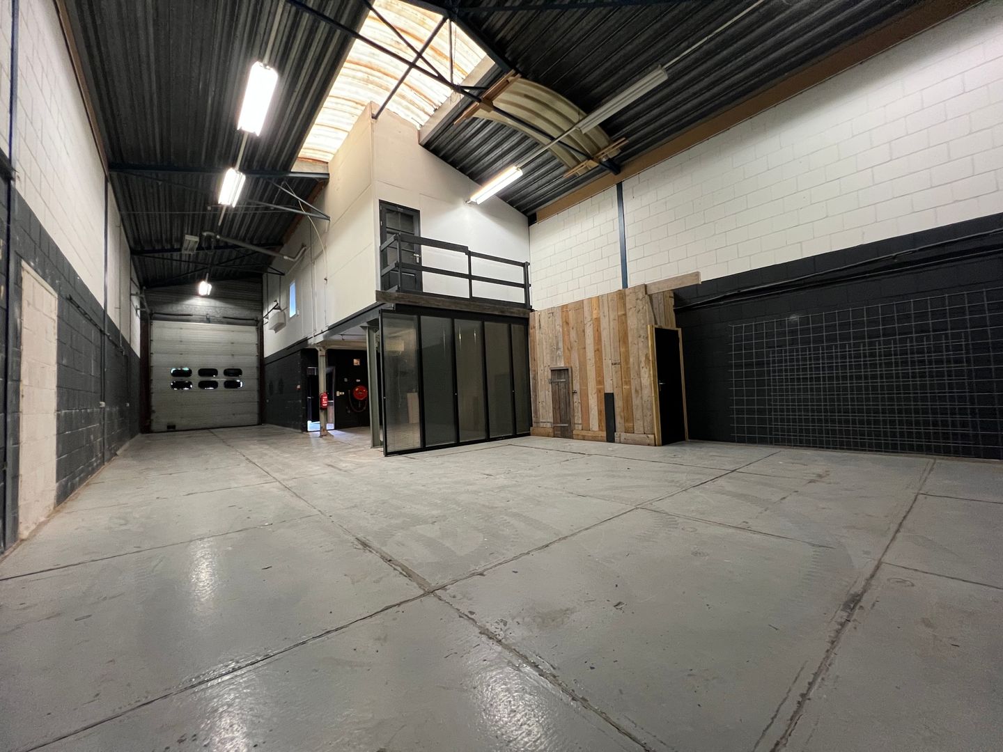 View photo 4 of Tinstraat 8-a