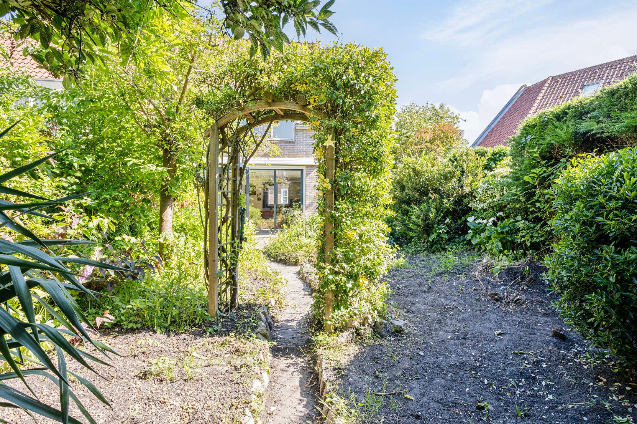 Photo 42 of Baljuwstraat 6
