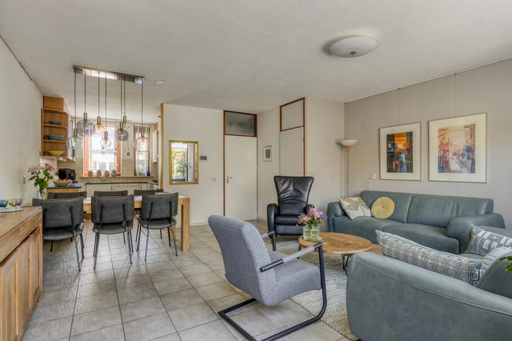 Tussenwoning te koop: Zwanenkamp 259, Maarssen