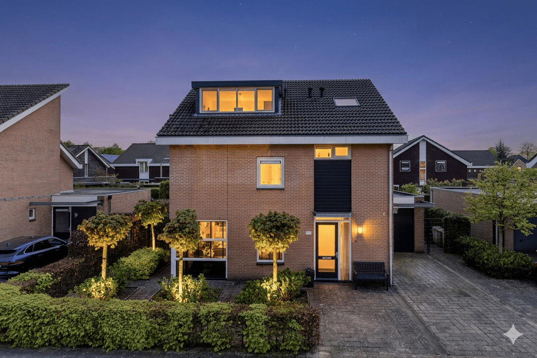 Photo 2 of Bronforelstraat 152