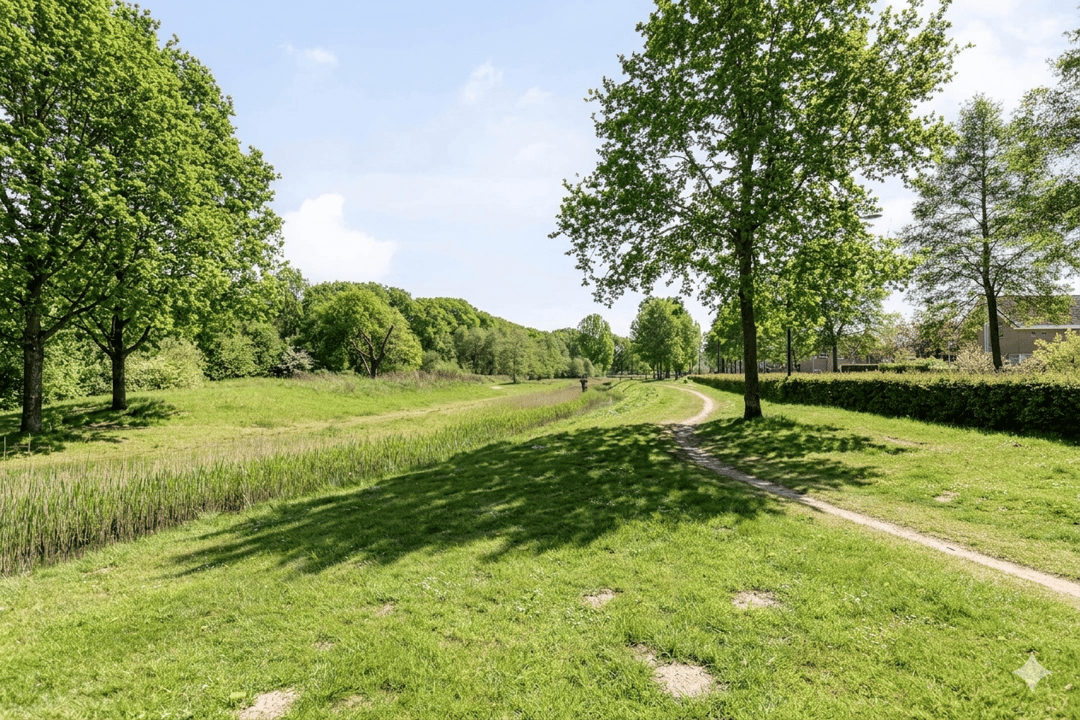 Photo 46 of Bronforelstraat 152