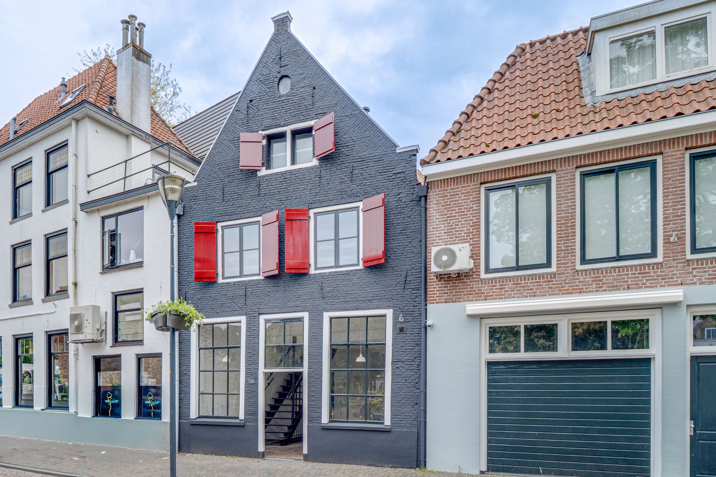Bekijk foto 1 van Pletterstraat 1
