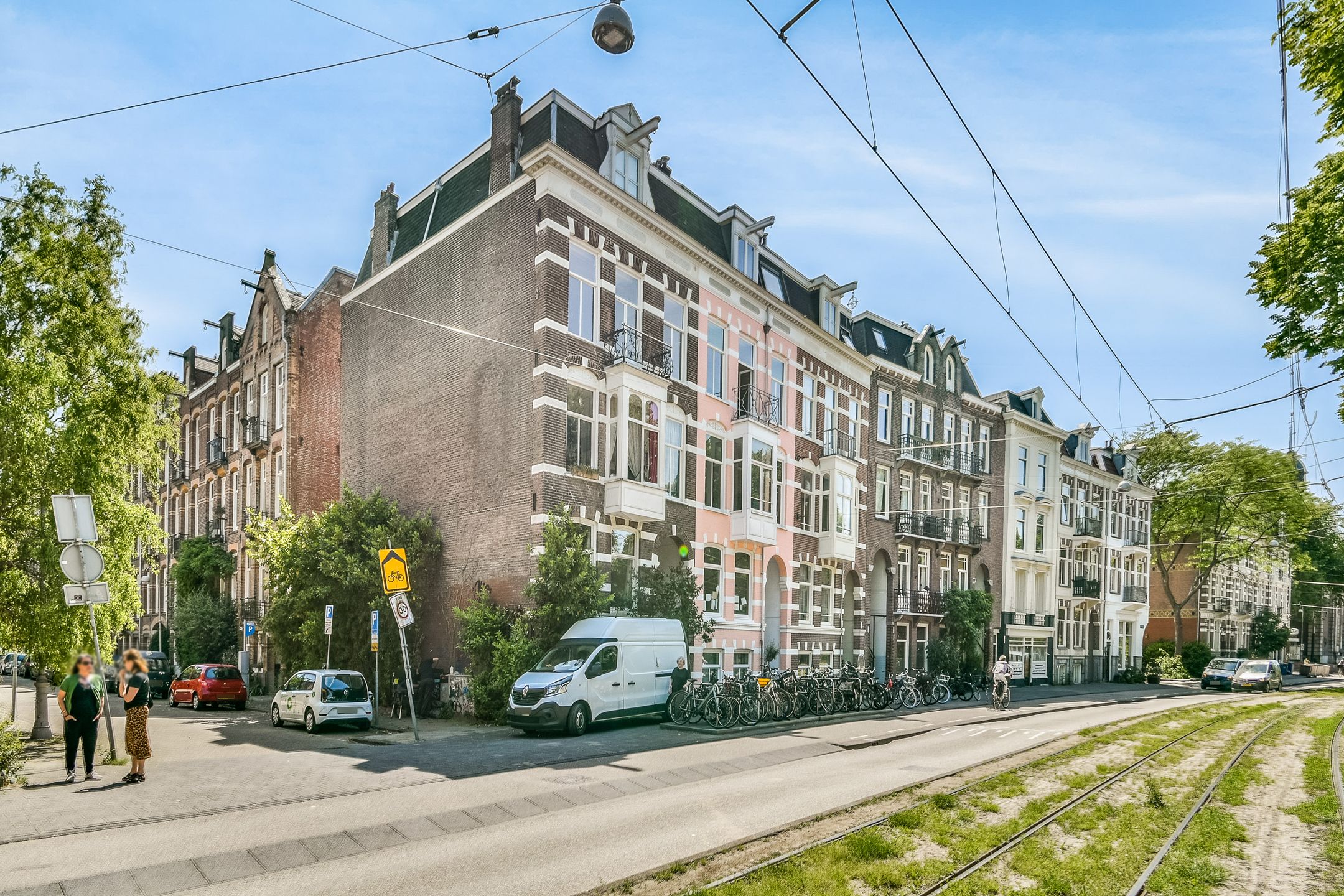 Sarphatistraat 588