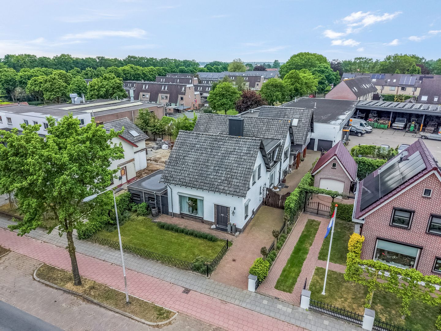 Foto 40 van Veenendaalsestraatweg 11