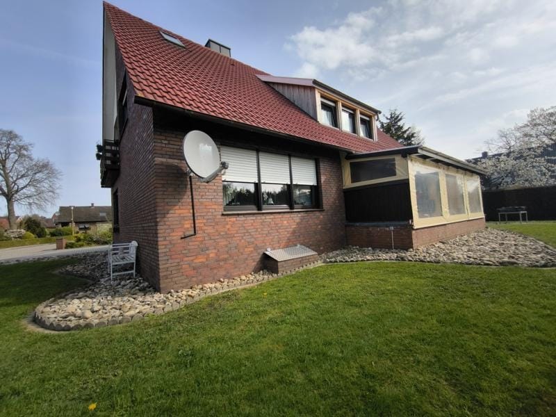 Spacious Detached Home with Dual Living Potential in Lage — 29