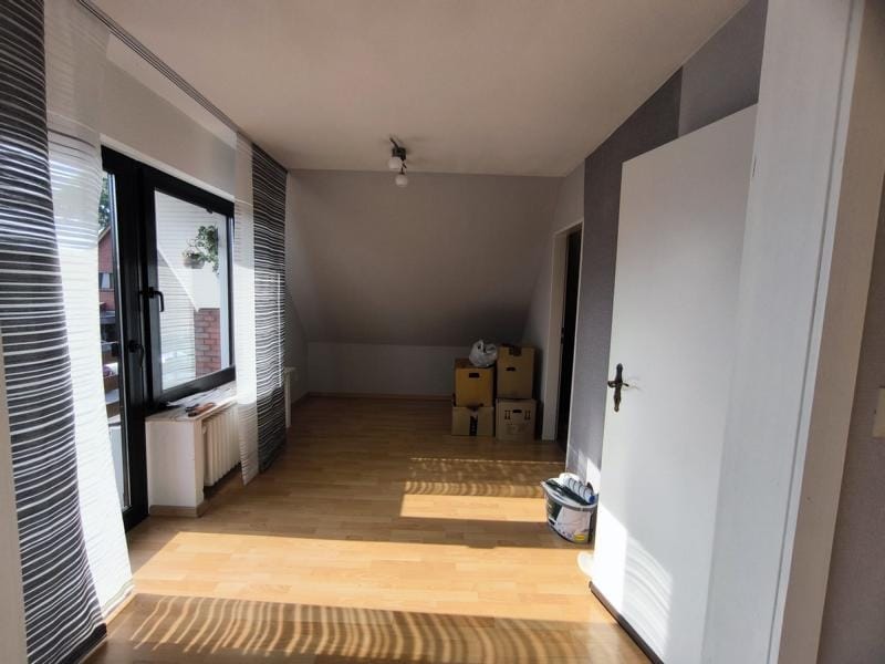 Spacious Detached Home with Dual Living Potential in Lage — 38