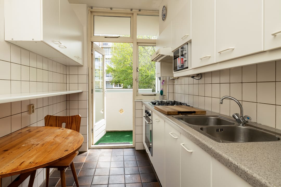 Photo 17 of Louis Davidsstraat 143