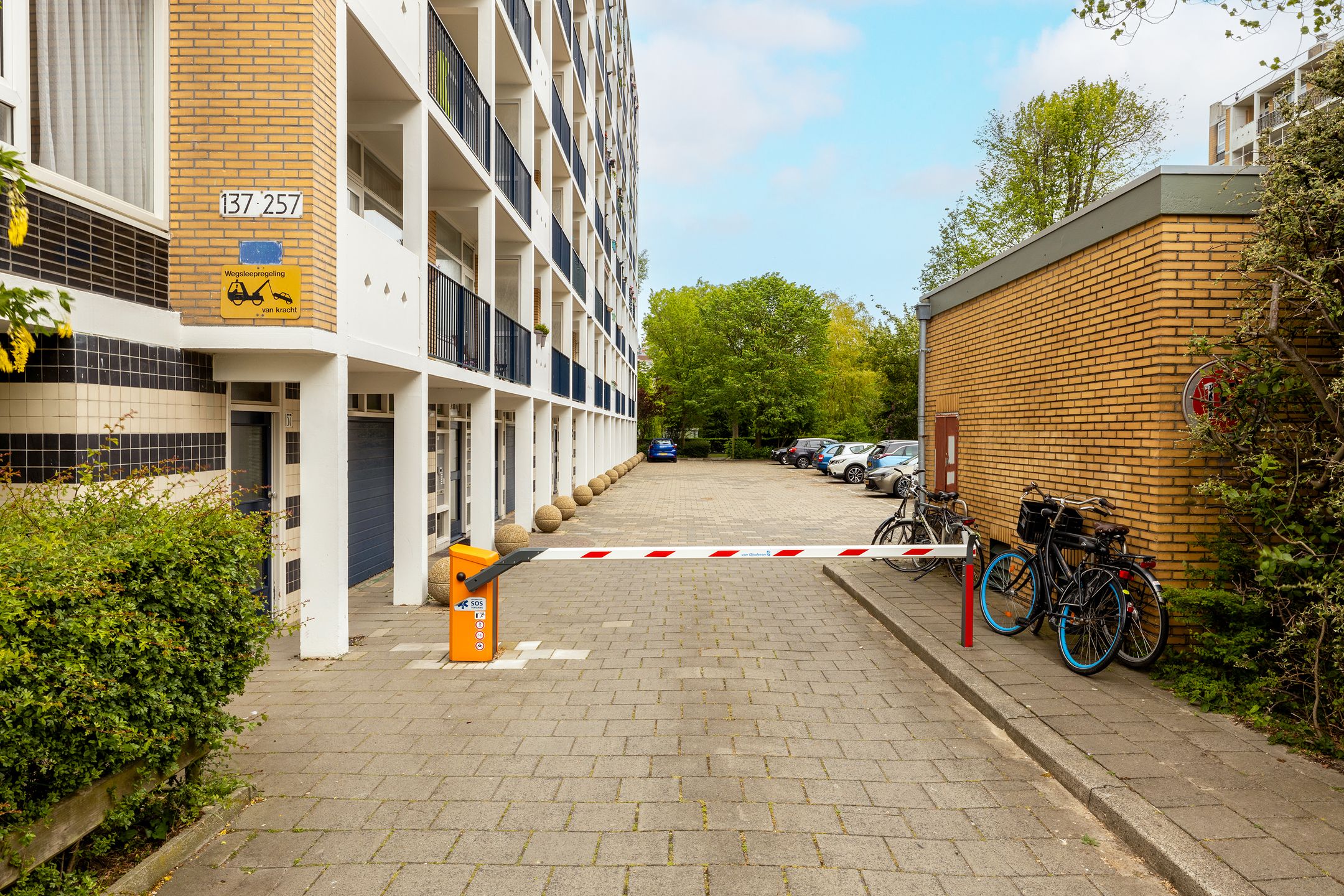 Photo 30 of Louis Davidsstraat 143