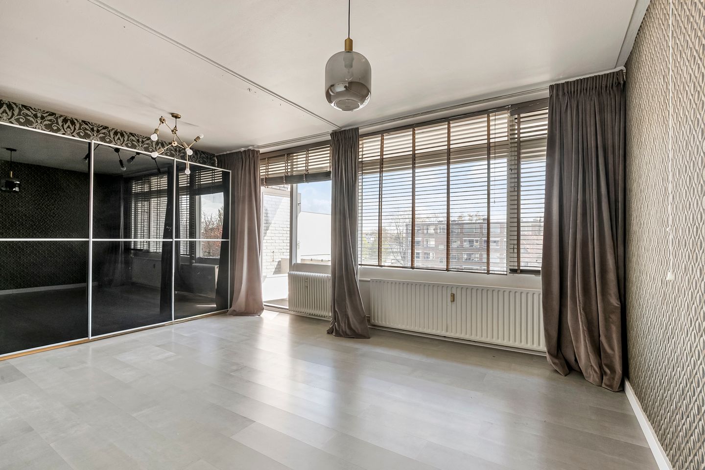 Spacious Maisonette with Three Bedrooms and Two Balconies in Arnhem — 25