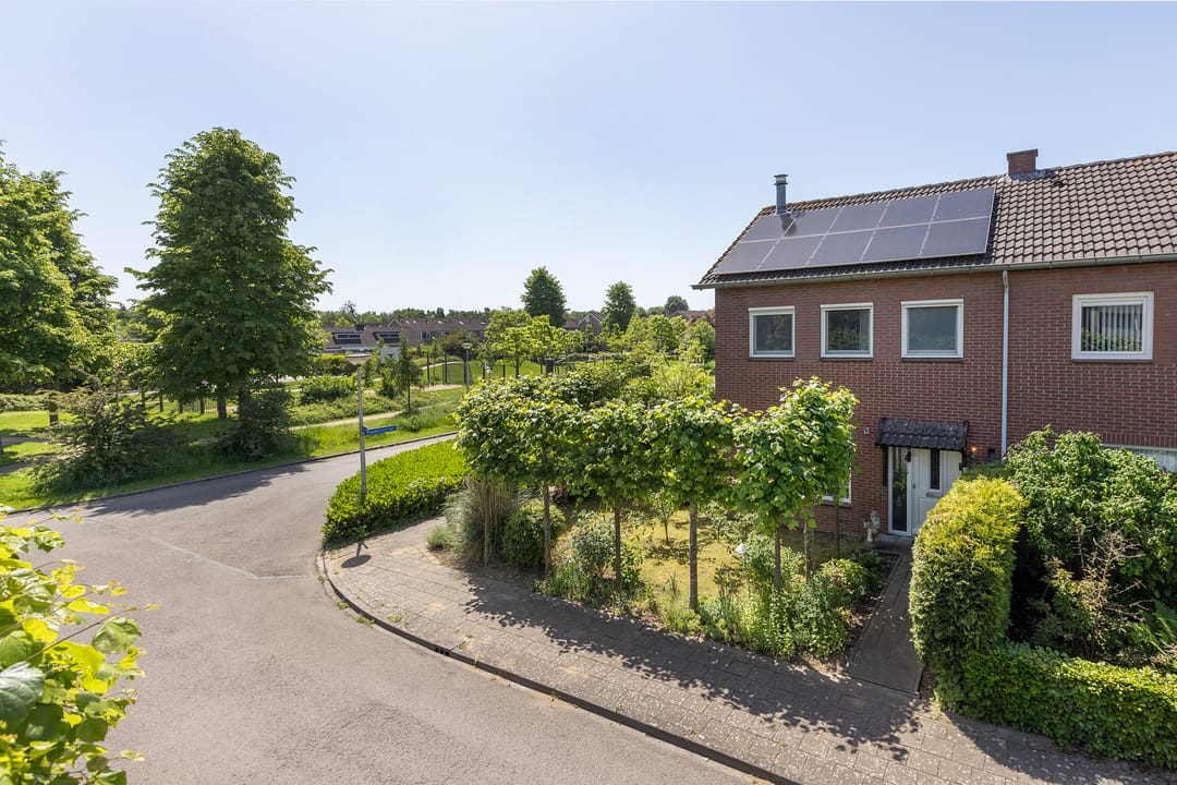 Foto 1 van Kastanjelaan 1