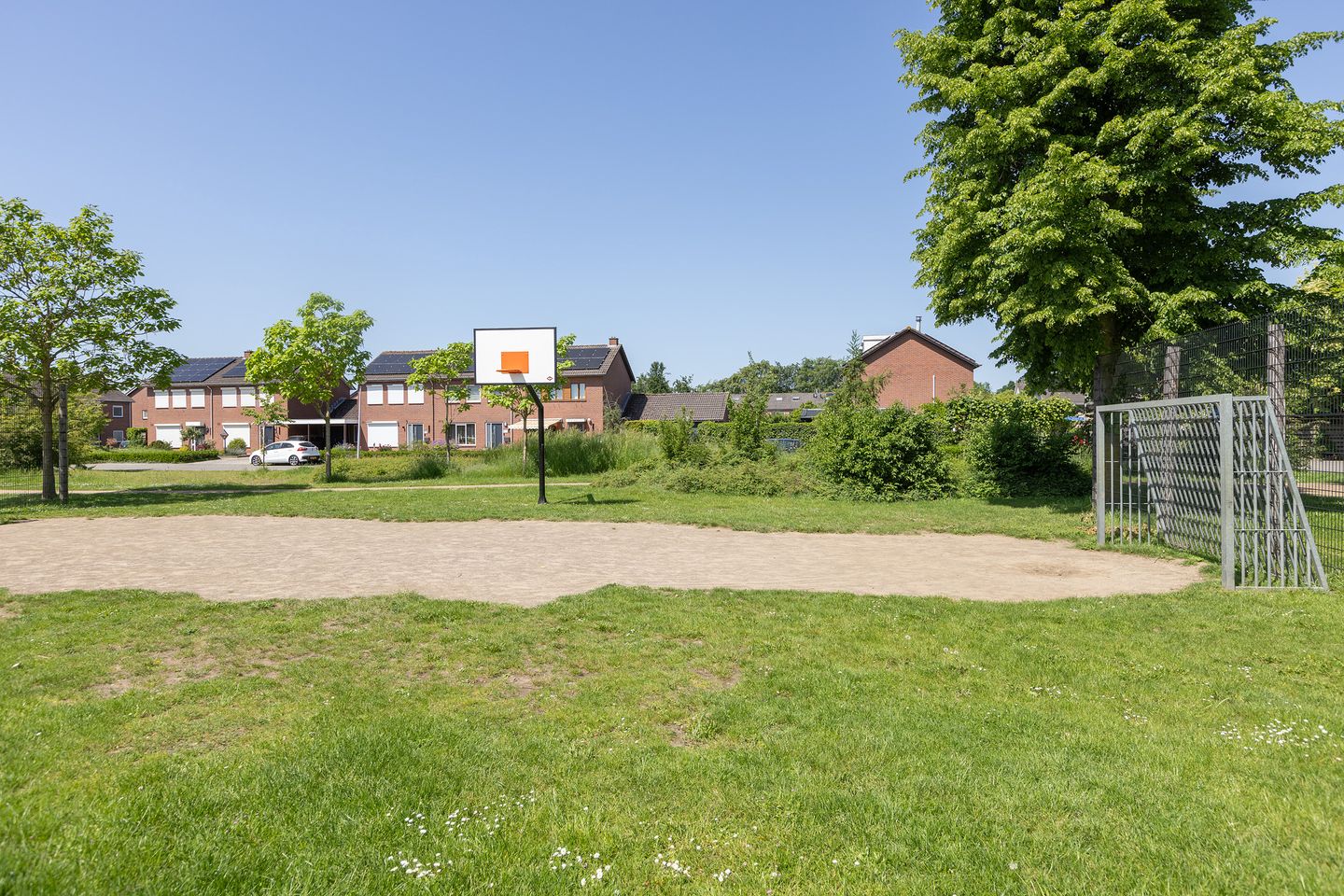 Foto 44 van Kastanjelaan 1