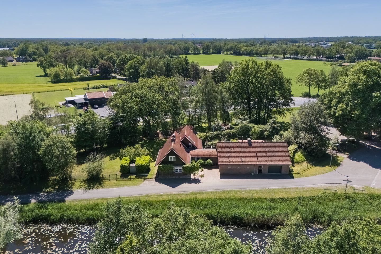 Photo 79 of Nordhornsestraat 139