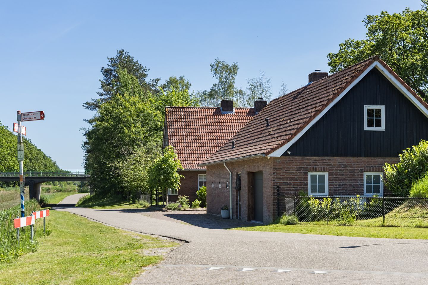 Photo 85 of Nordhornsestraat 139