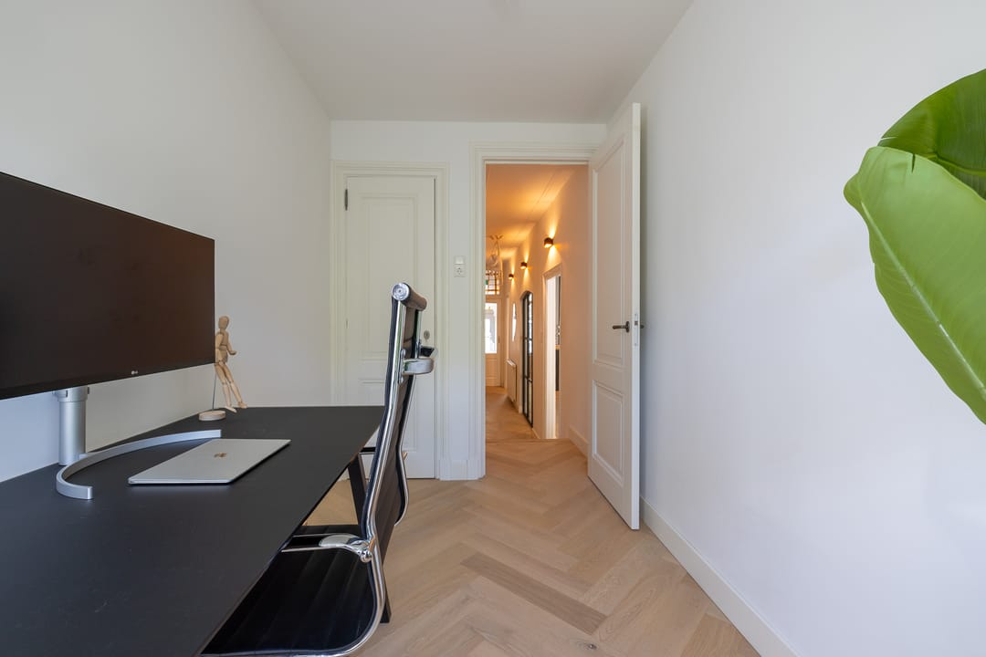 Photo 16 of Klein-Coolstraat 34-A