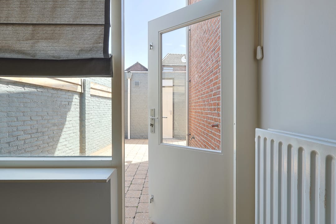 Foto 43 van van Ranststraat 2-A