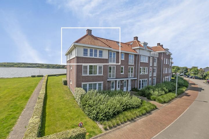 Photo 3 of Charley Tooropstraat 28