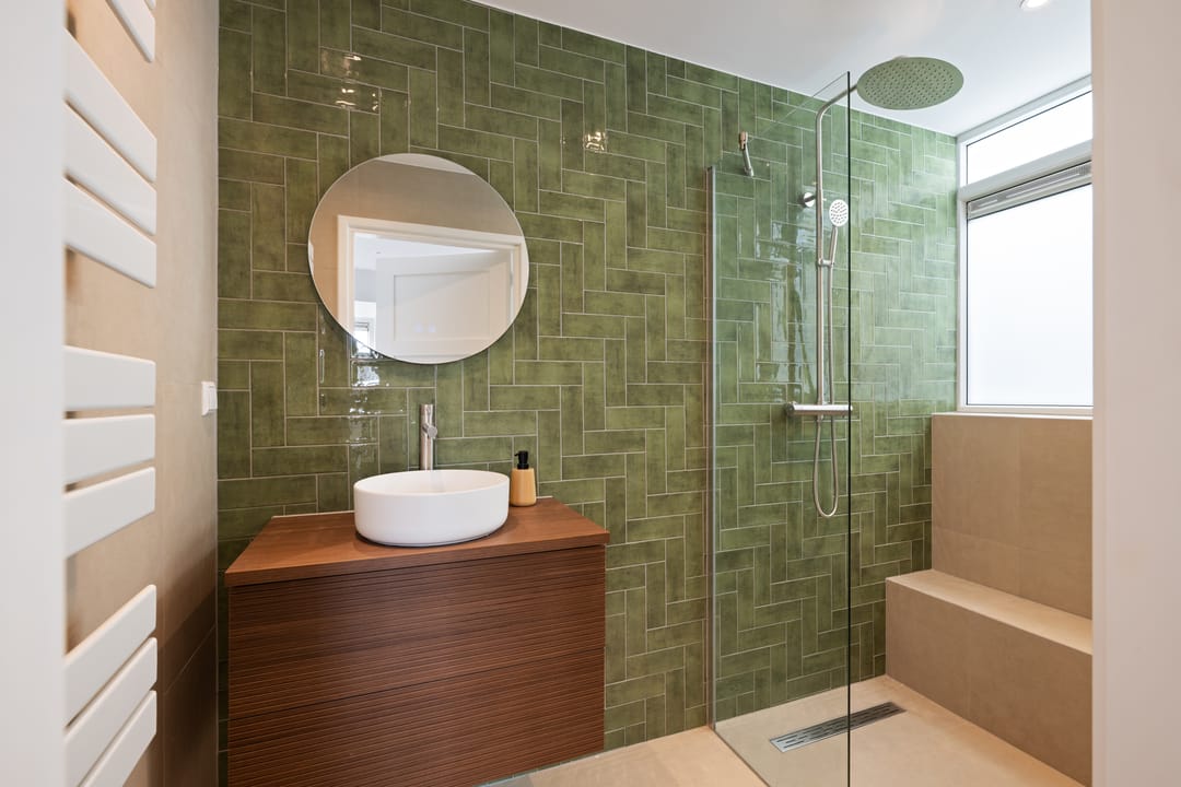 Luxury 5-Room Apartment on Mathenesserlaan with New Foundation and Terrace — 41