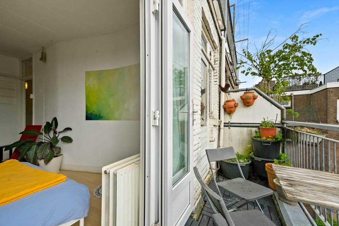 Atmospheric Double Upper House with Two Balconies and Green Views in Rotterdam-Noord — 16