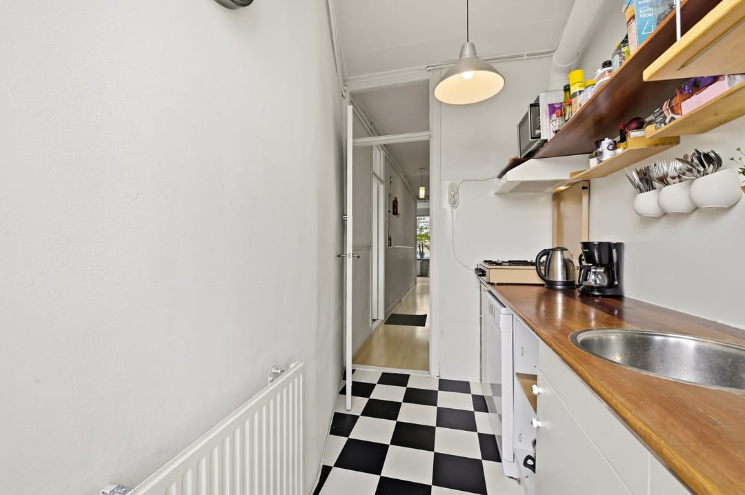 Atmospheric Double Upper House with Two Balconies and Green Views in Rotterdam-Noord — 13