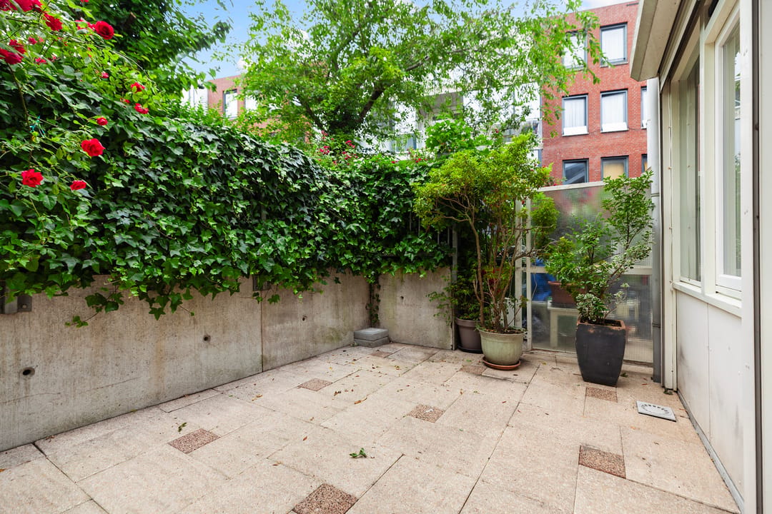 Photo 16 of Van de Veldestraat 55