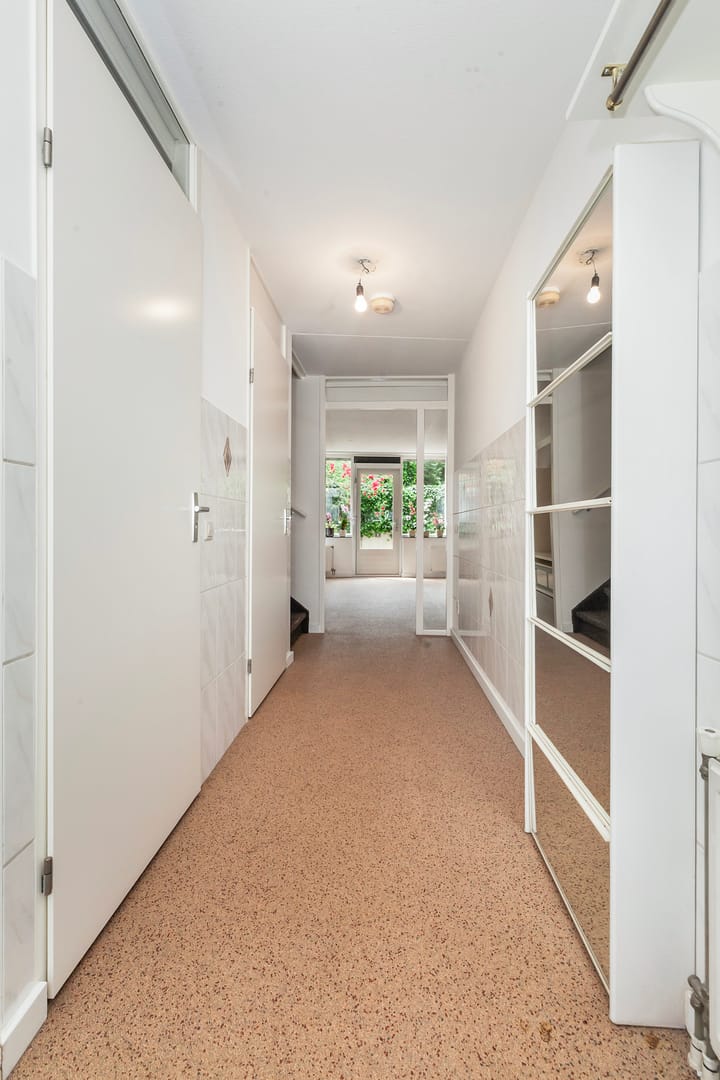 Photo 4 of Van de Veldestraat 55