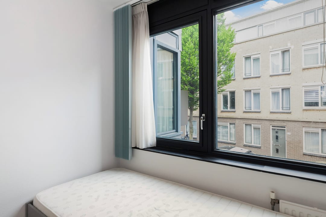 Photo 22 of Van de Veldestraat 55