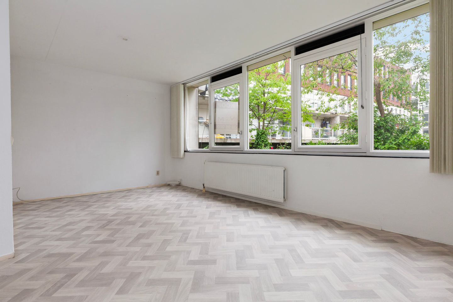 Photo 25 of Van de Veldestraat 55