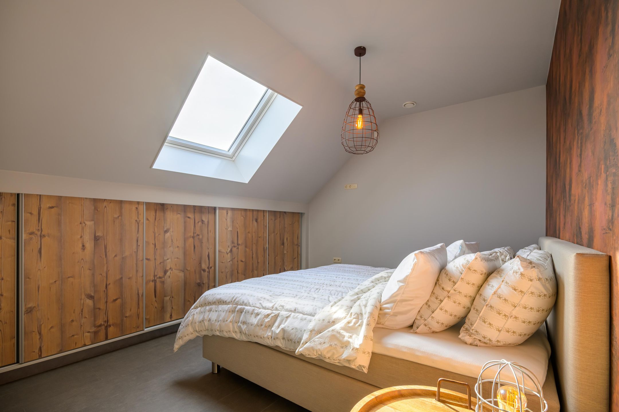 Exclusive U-Shaped Farmhouse with Pool, Office Space and Independent Apartment in Koningsbosch — 42