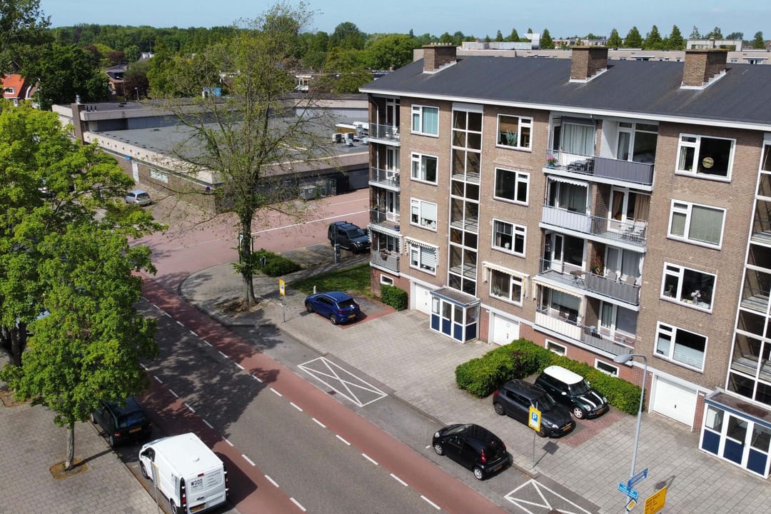 Photo 1 of Carel van Manderstraat 88