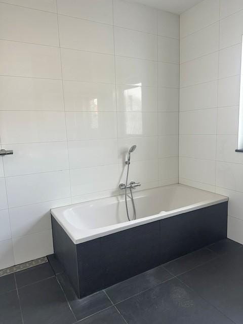 Photo 11 of Heinsbergerstraat 15