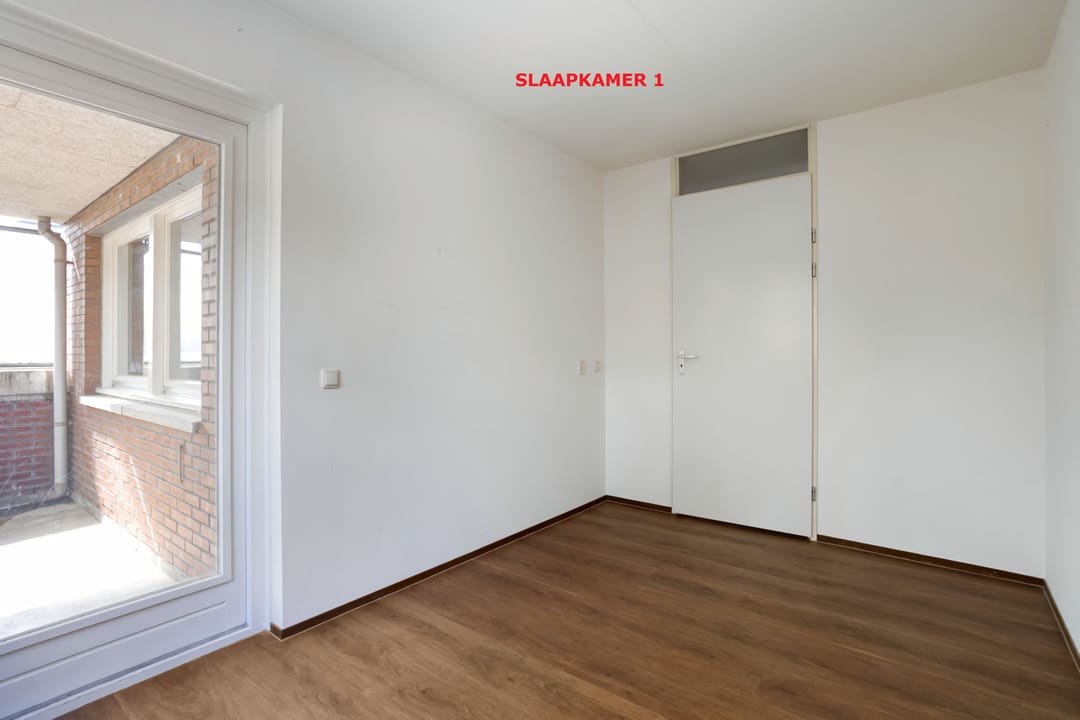 Bright Corner Apartment with Parking in Sought-After Villapark-Sint Pieter — 16