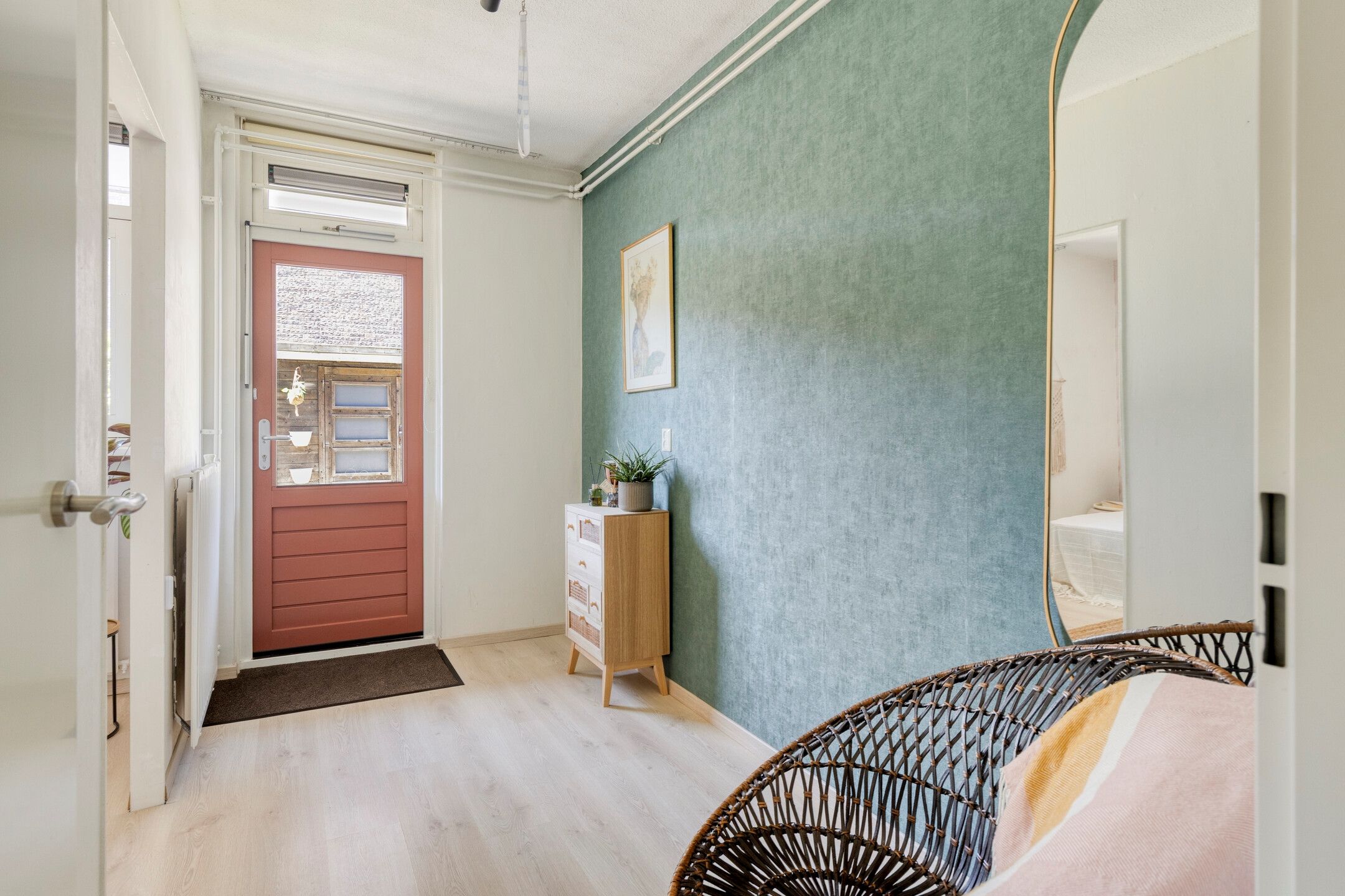 Spacious Corner Apartment with Large Southwest Facing Garden on the Ground Floor — 27