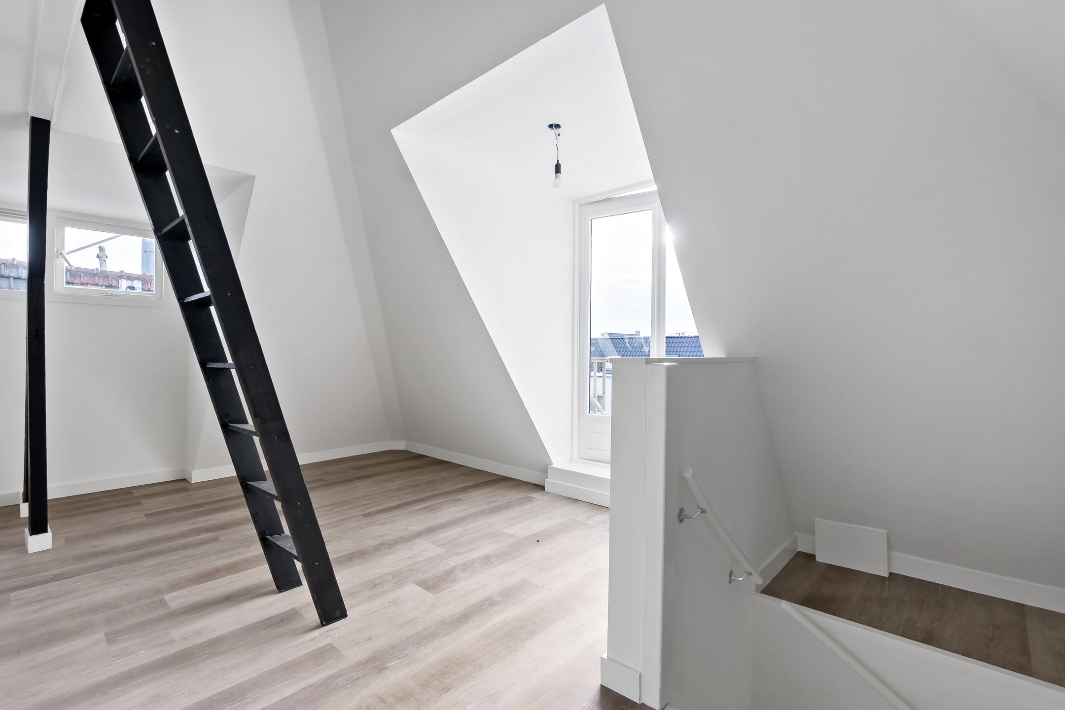 Stylish Maisonette with Roof Terrace in Leidschendam Center — 15