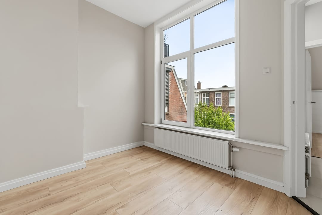 Photo 16 of Johannes Camphuijsstraat 78