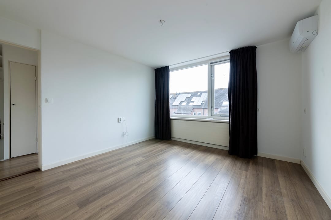 Photo 22 of Klaproosstraat 13