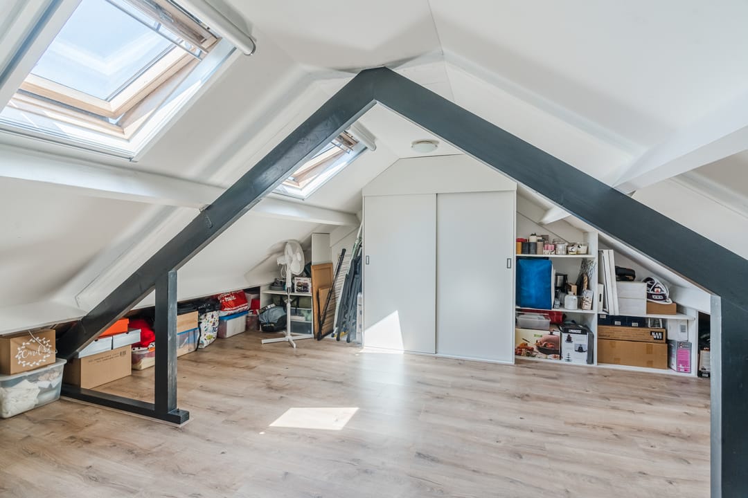 Spacious Corner Home with Modern Updates in Child-Friendly Veghel Neighborhood — 23